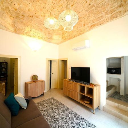 Domus Lapis - Con Terrazza Panoramica Villa Ostuni Eksteriør bilde