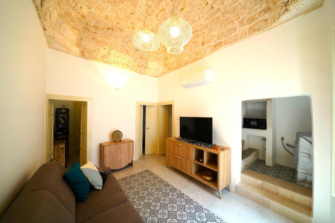 Domus Lapis - Con Terrazza Panoramica Villa Ostuni Eksteriør bilde