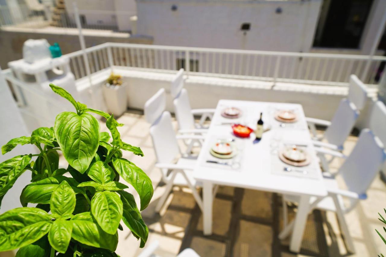 Domus Lapis - Con Terrazza Panoramica Villa Ostuni Eksteriør bilde